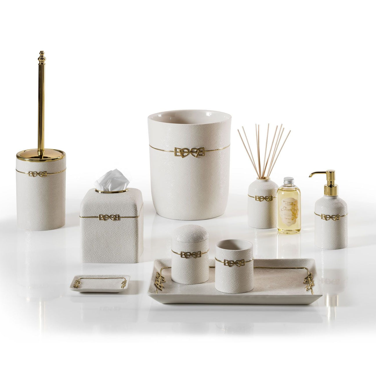 Dressage White &amp; Gold Bathroom Set 