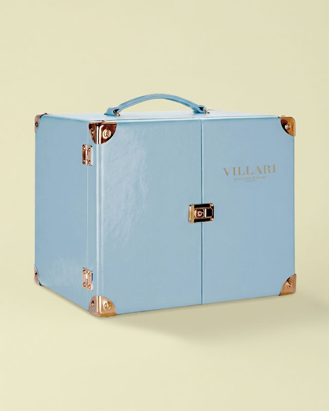 Home Décor \ Boxes and Trunks \ Trunks