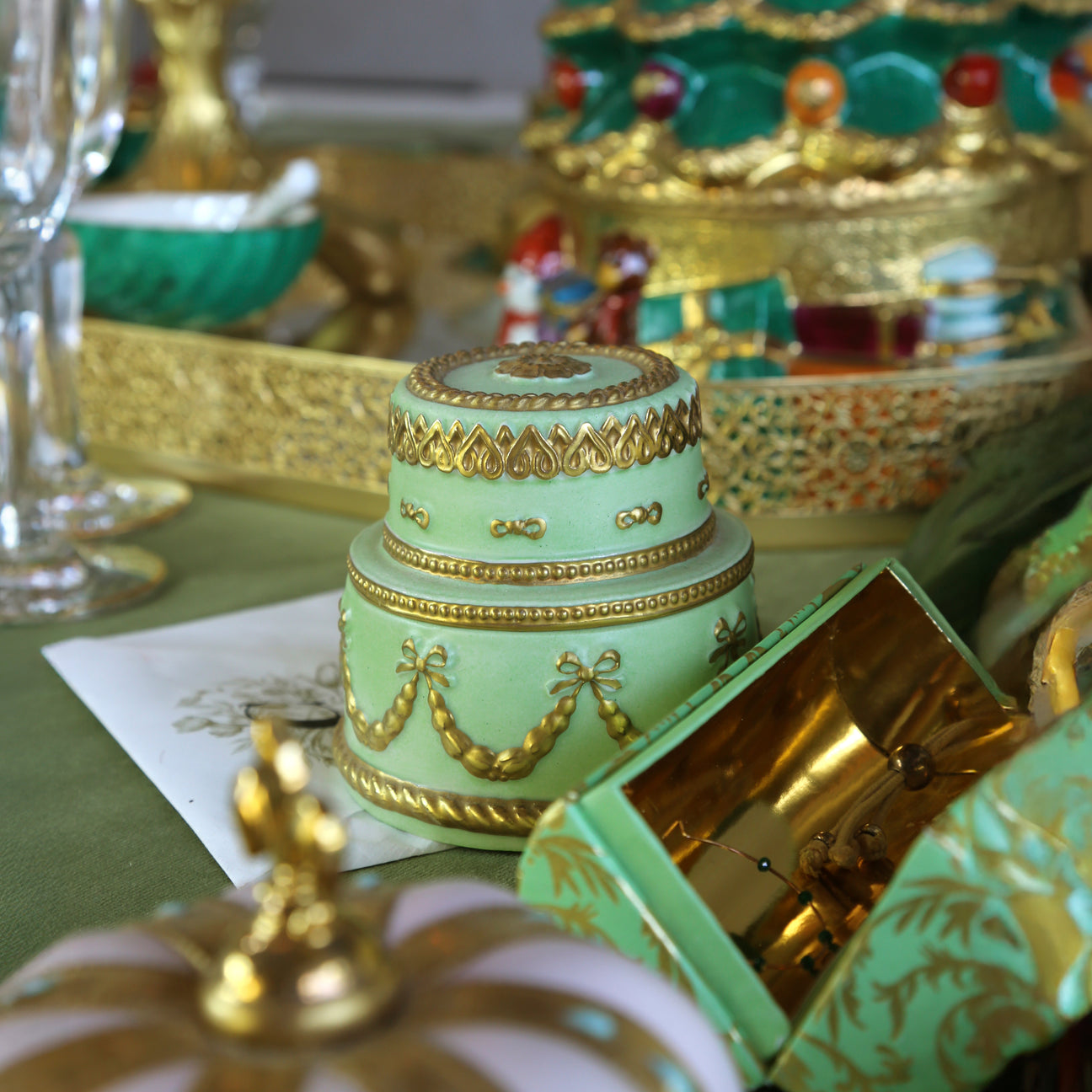 Chantilly Two tier Cake Scented Candle - Green &amp; Gold 