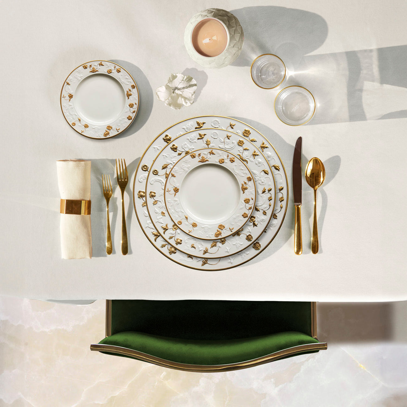 Taormina Dining Set - White &amp; Gold 