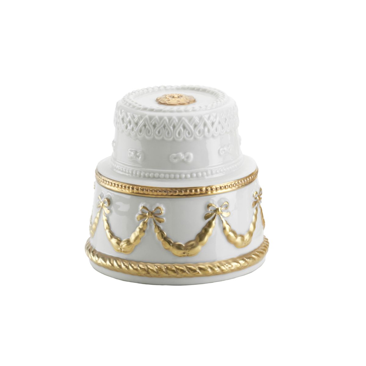 Chantilly Two tier Cake Scented Candle - White &amp; Gold 