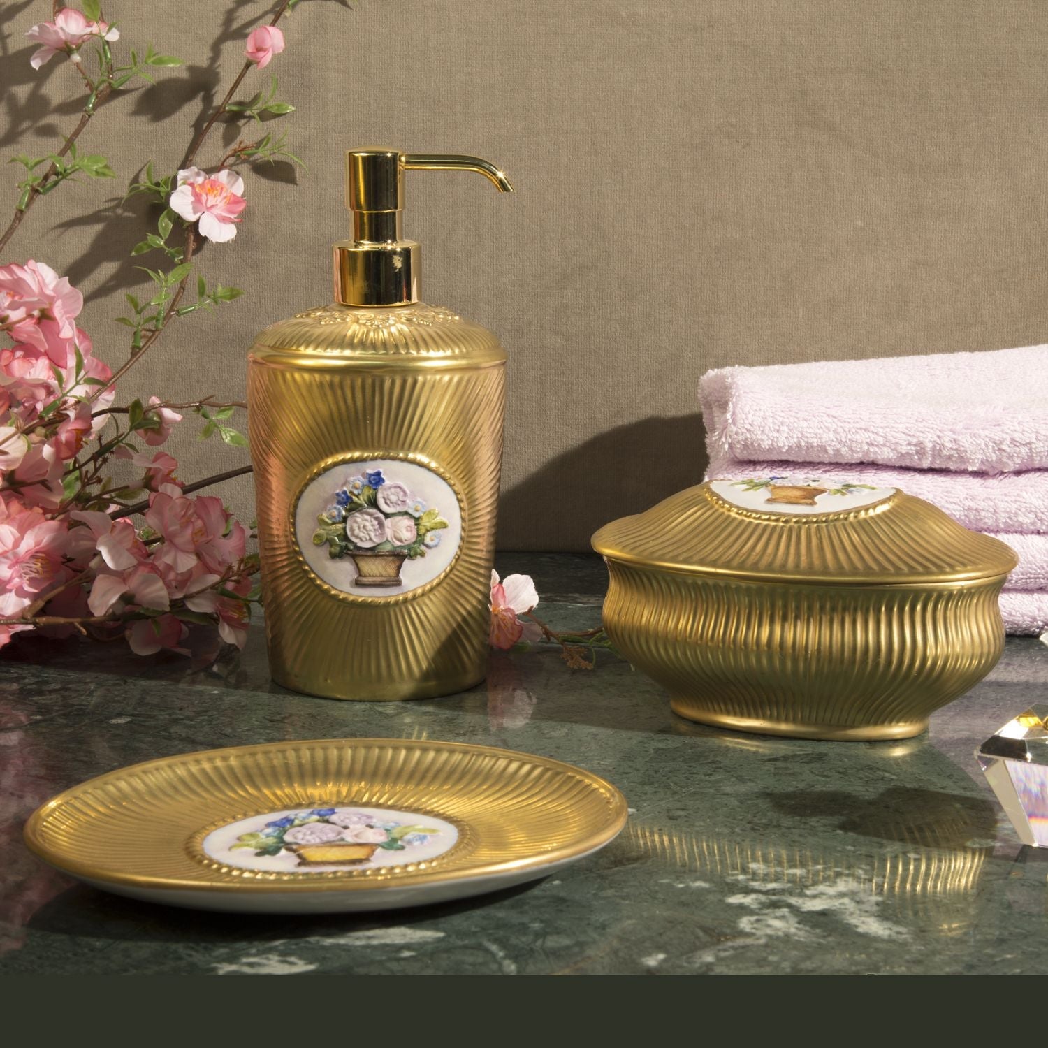 Caravaggio Gold Bathroom Set